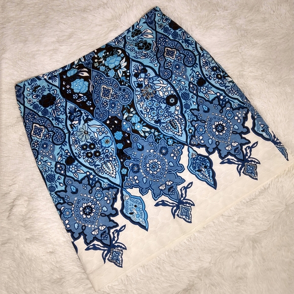 Ann Taylor Womens Skirt Floral Print Size 8 - Picture 4 of 8